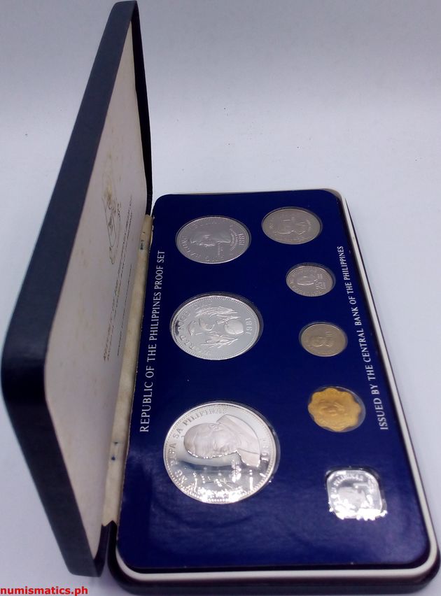 1981 (8) Proof Coin Set Side 2