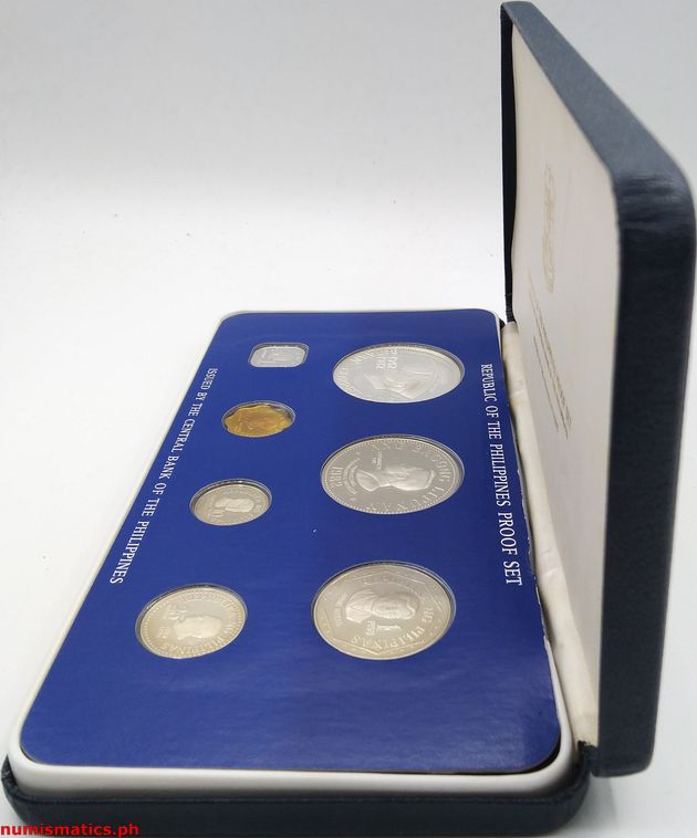 1982 (7) Proof Coin Set Box Side 1